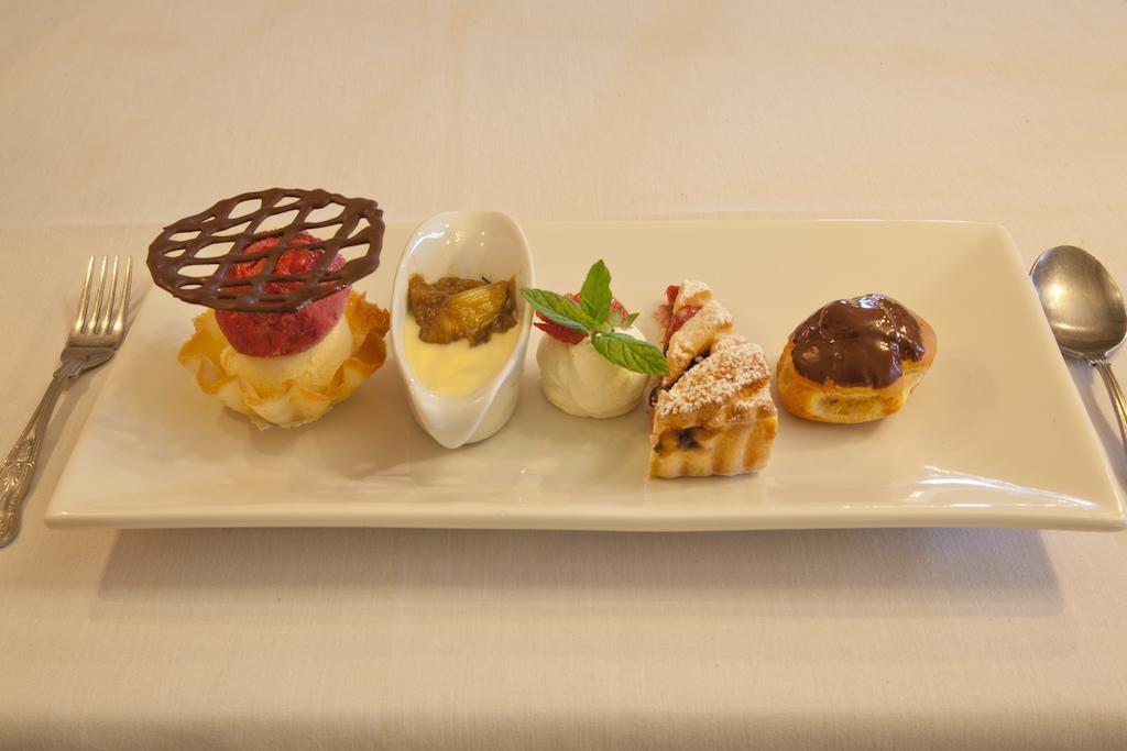 วู้ดฮิลล์ เฮาส์ Hotel อาร์ดารา ภายนอก รูปภาพ